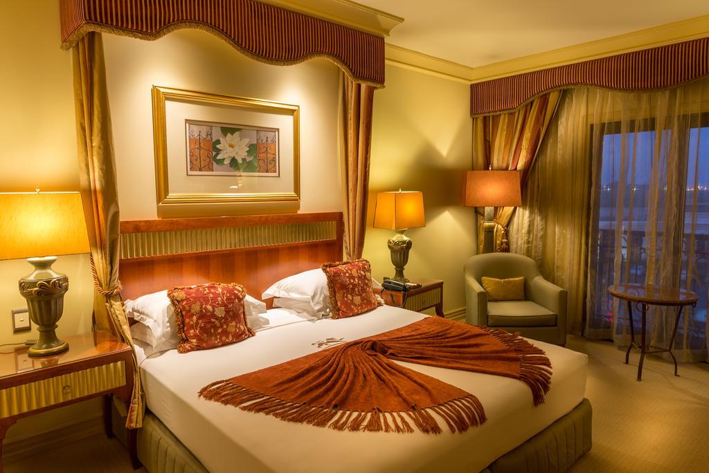 Peermont D'Oreale Grande At Emperors Palace Kempton Park Kültér fotó